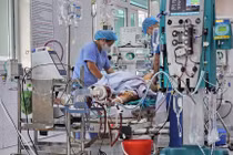 Hút thuốc lá nhiều năm, người đàn ông 42 tuổi bị nhồi máu cơ tim cấp