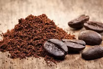 Bã cà phê đừng vội bỏ đi, hãy làm điều này bạn sẽ thấy bất ngờ