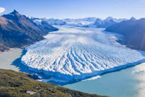 "Tròn mắt" trước vẻ đẹp huyền ảo của những dòng sông băng trên thế giới