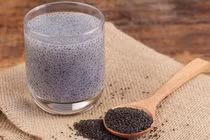 Hạt chia cực giàu omega- 3, nhưng ai không nên uống?