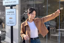 5 mẫu áo khoác tuy đơn giản nhưng rất sành điệu nên sắm diện Tết 