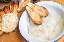 Bất ngờ loại trái từng bỏ đi nay thành đặc sản đắt như "tôm tươi"