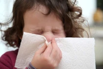 Thói quen xấu khiến trẻ dễ mắc bệnh tai mũi họng