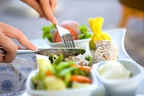 Viêm ruột thừa biến chứng nghiêm trọng, nên ăn và tránh thực phẩm nào?