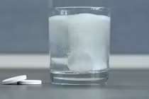 Cô gái nhập viện cấp cứu sau khi uống 9 viên paracetamol hạ sốt