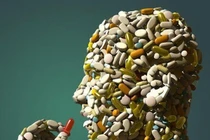 Tác hại tiềm ẩn của thói quen "tự ý mua và sử dụng thuốc"