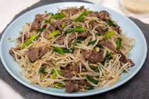 Giá đỗ rất bổ dưỡng nhưng khi ăn nhất định phải tránh điều này