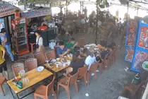 Quảng Bình: Nhóm du khách “quên” trả tiền khi ăn ở nhà hàng hải sản