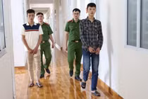 Hà Tĩnh: Bắt giữ 2 đối tượng cướp giật tài sản của người dân