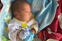 Hà Tĩnh: Một đêm phát hiện 2 trẻ sơ sinh bị bỏ rơi