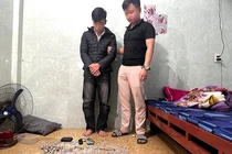 Đột nhập cửa hàng vàng “cuỗn” nhiều tài sản giá trị