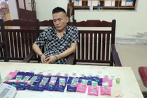 Bắt giữ đối tượng chuyên bán lẻ ma tuý cho các con nghiện
