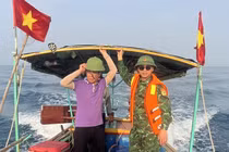Hà Tĩnh: Hai anh em ruột mất tích trên biển
