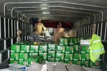 Bắt giữ lượng lớn bia Heineken, rượu ngoại không rõ nguồn gốc