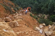 Nghệ An: Lấn chiếm đất rừng khai thác khoáng sản trái phép