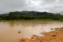 Rủ nhau đi thả lưới, một học sinh đuối nước thương tâm