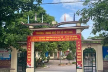 Hà Tĩnh: Khởi tố thầy giáo có hành vi dâm ô học sinh 