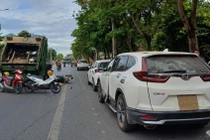 Nghệ An: Tài xế ô tô mở cửa bất cẩn, người đi xe máy tử vong