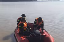 Tìm thấy thi thể nam thanh niên nhảy cầu Bến Thuỷ 2 tự tử