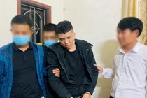 Quảng Bình: Bắt giữ 2 đối tượng tàng trữ hơn 12.000 viên ma tuý