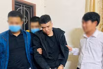 Quảng Bình: Bắt giữ 2 đối tượng tàng trữ hơn 12.000 viên ma tuý