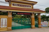Vụ hiệu trưởng đánh hiệu phó ở Quảng Bình: Giáng chức hiệu trưởng