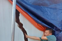 Dân kêu cứu việc thi công dự án làm nứt, sụt lún nhà ở