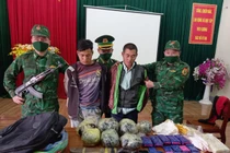 Nghệ An: Bắt giữ 2 đối tượng vận chuyển ma tuý xuyên biên giới