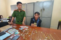 Bắt giữ đối tượng trộm hàng chục cây vàng ở Đắk Lắk