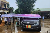 Đắk Lắk: Phụ huynh lùi xe trong trường tông một học sinh tử vong 