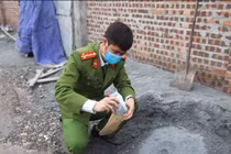 Bắc Ninh: Khởi tố vụ đổ trái phép 123 tấn chất thải