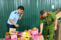 QLTT Hà Nội phát hiện hơn 4.600 chiếc bánh trung thu nhập lậu