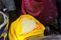 Bắt quả tang đối tượng vận chuyển chất cực độc xyanua