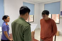 Giúp đối tượng bị Interpol truy nã, một đối tượng bị khởi tố