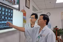 Đà Nẵng: Phẫu thuật thành công khối u thân cảnh phải cực hiếm gặp