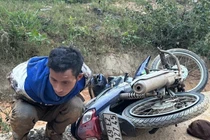 Bắt đối tượng dùng bom xăng cướp ngân hàng ở Lâm Đồng