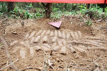 Phát hiện hầm đạn nguy hiểm cách mặt đất 5cm ở Quảng Trị