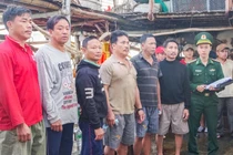 Tàu cá Quảng Nam chìm trên biển: 11 ngư dân an toàn, 4 người mất tích