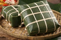 Mẹo ăn bánh chưng giúp hạn chế tăng cân