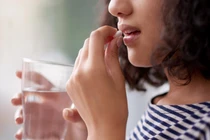 Những loại thuốc cần uống nhiều nước