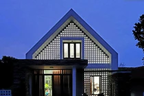 Ngôi nhà cấp 4 ở Quảng Bình đẹp ngỡ ngàng trên báo ngoại 