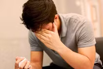 Dấu hiệu nam giới đang thủ dâm quá nhiều