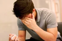 Dấu hiệu nam giới đang thủ dâm quá nhiều