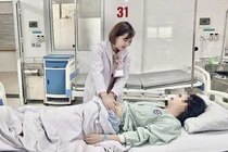 Cứu thai phụ chửa ngoài tử cung bị vỡ, bác sĩ cảnh báo "nóng"