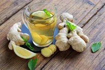 Uống trà xanh thêm vài lát gừng có tác dụng gì?