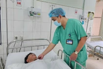 Mùa nồm ẩm, trẻ dễ mắc bệnh... gây biến chứng nguy kịch