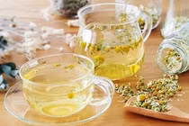 Lợi ích sức khỏe đáng ngạc nhiên của trà hoa cúc