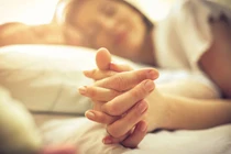 Bác sĩ mách cách phòng tránh bệnh lây truyền qua đường tình dục hiệu quả