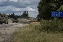 Dồn dập tấn cong Kursk, quân đội Ukraine dùng chiến thuật gì? 