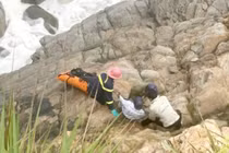 Xúc động bức thư cảm ơn của người vợ khi tìm thi thể chồng dưới vực